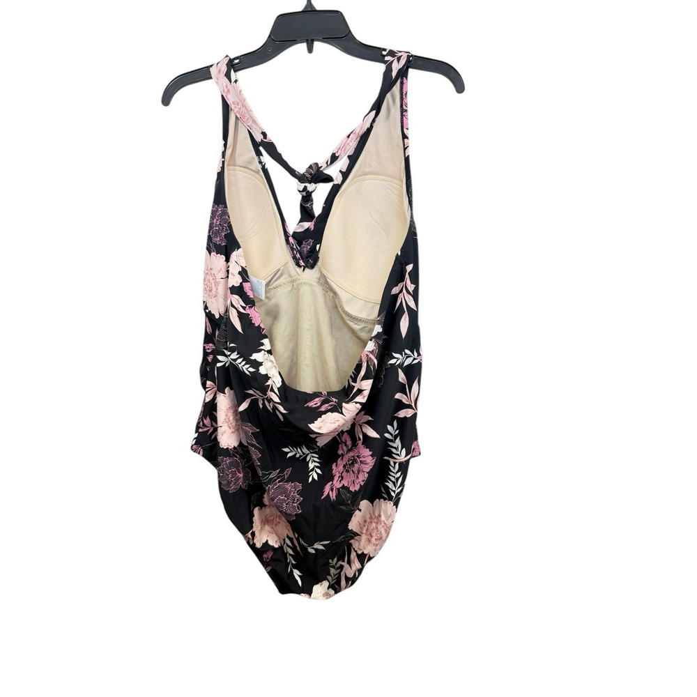 NWT 24W TWIST FRONT HALTER TIE BLACK FLORAL ONE PIECE SWIMSUIT KONA SOL - Picture 3 of 7